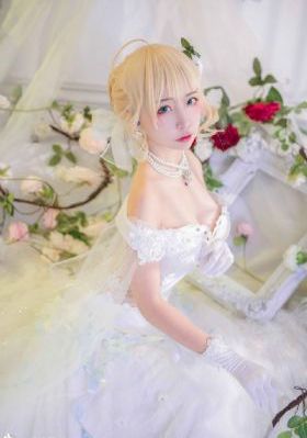 金蚕降