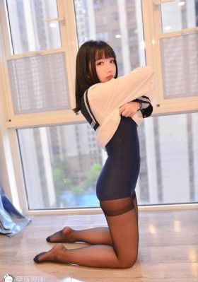 安妮海瑟薇新片《关于你的想法》